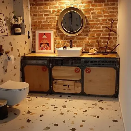 Apartament Old School * Ustronie Morskie